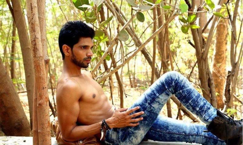 9911_IMM_Indian_Male_Models_TEEZ