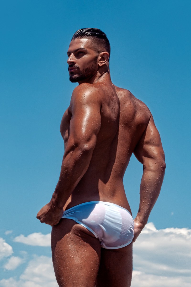 15-sexy-reasons-to-not-miss-summer-2016-cacc81ndido-arteaga-by-joan-crisol-10