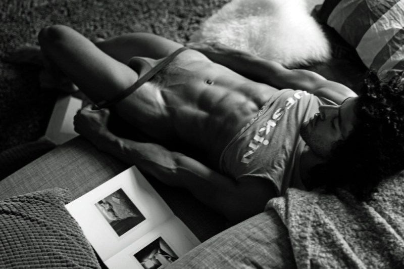 aaron-valenzuela-by-thomas-synnamon-5