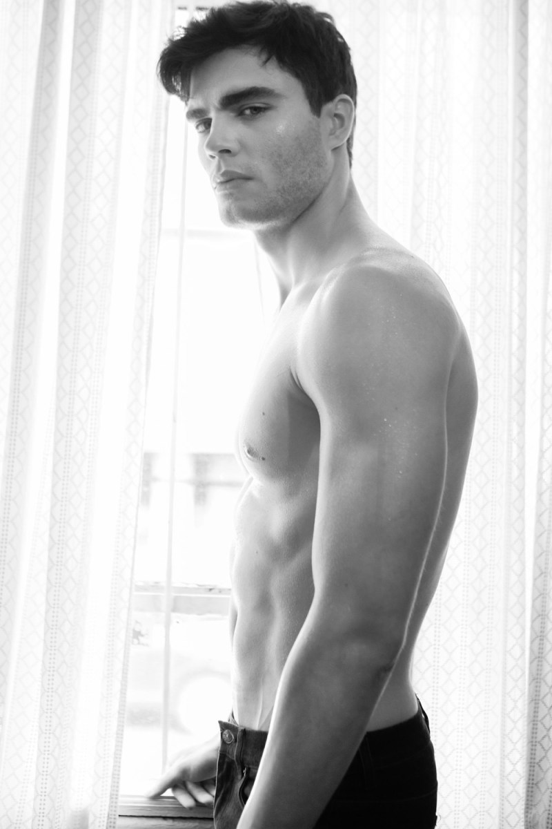 francesco-soavec2a0by-abel-anaya