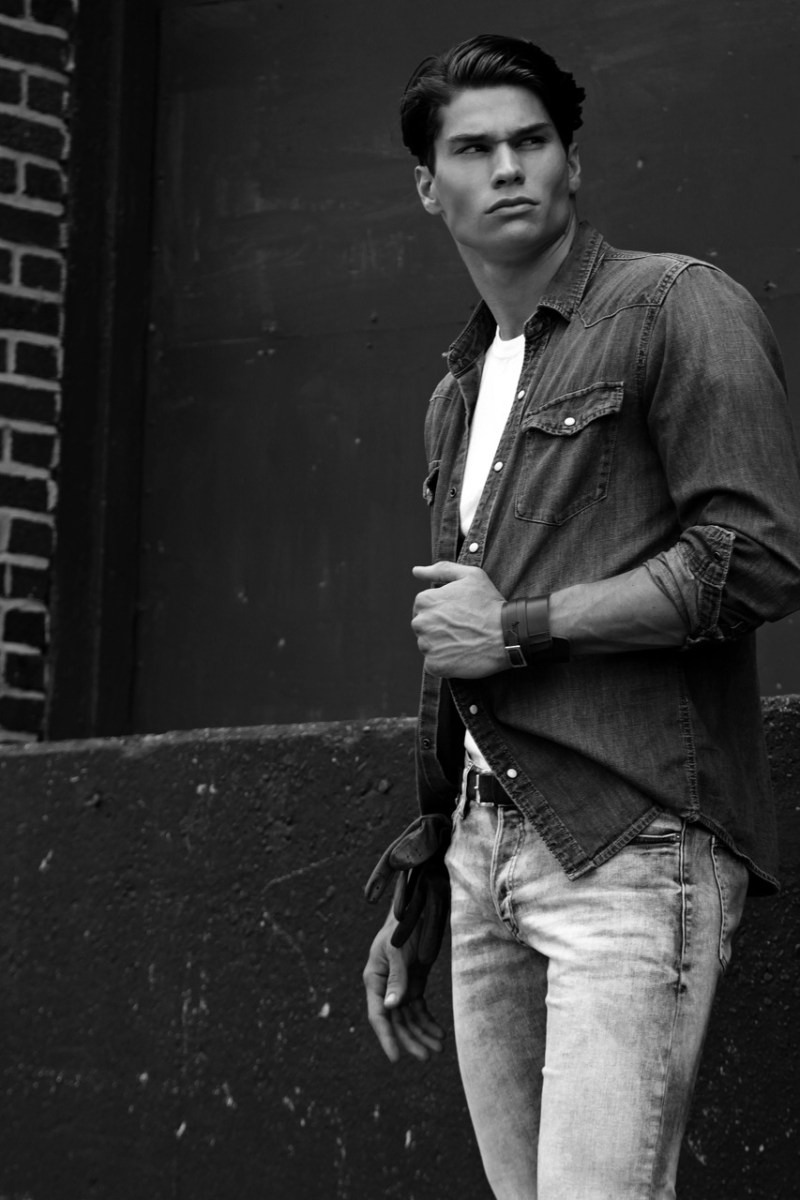 Bright, Bubbly⦠And Southern Fried Sexy Model Patrick Clayton /PnV Exclusive Interview