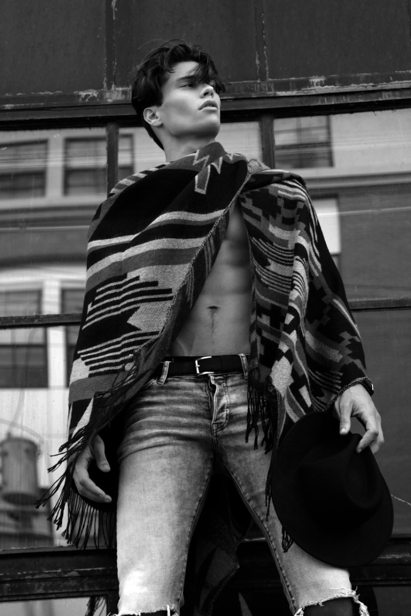 Bright, Bubbly⦠And Southern Fried Sexy Model Patrick Clayton /PnV Exclusive Interview