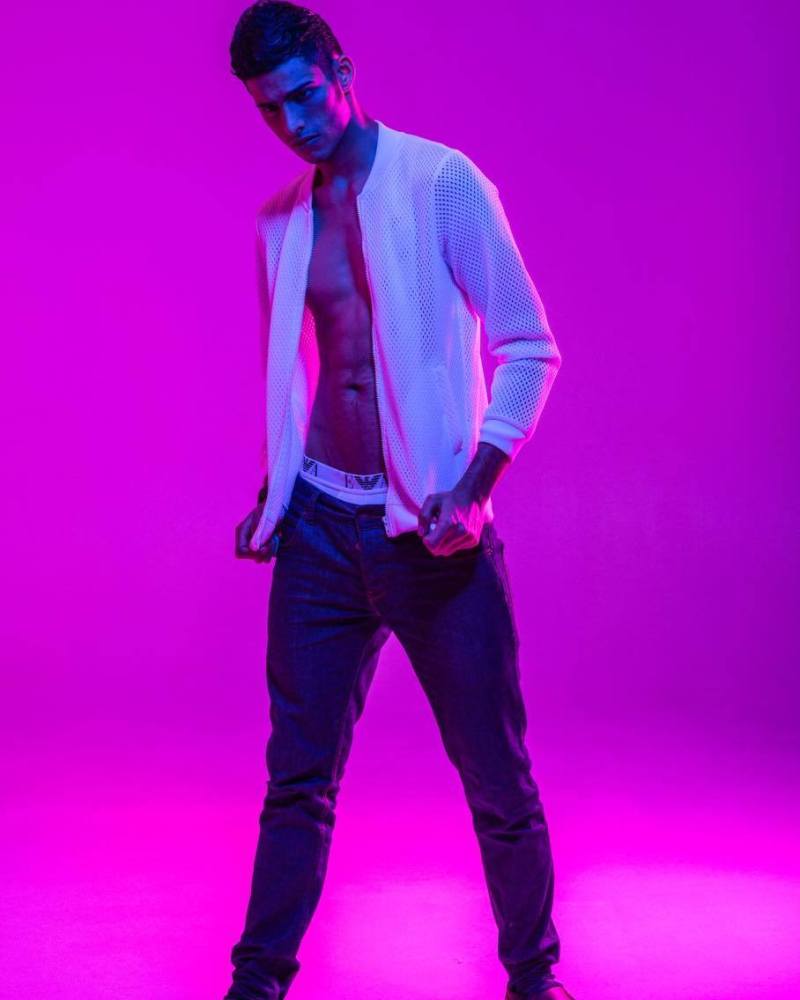 04_ro_r_imm_indian_male_models