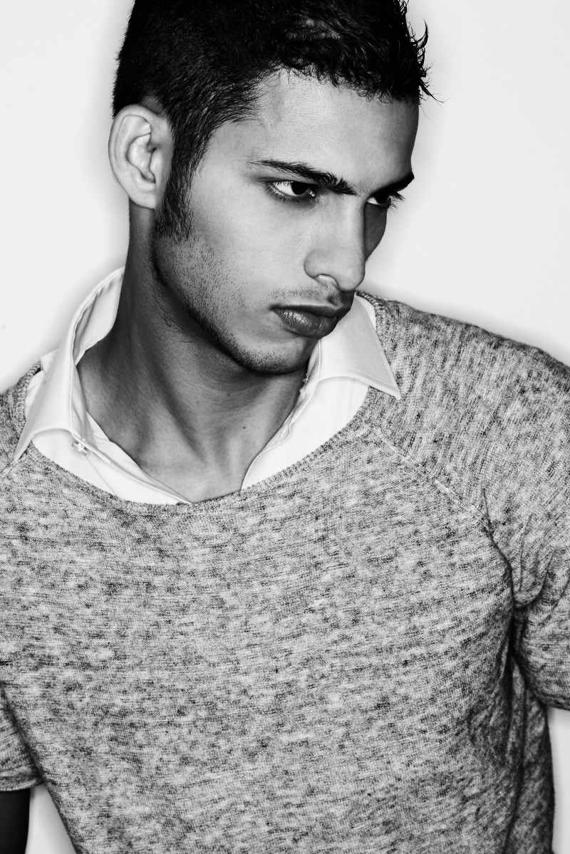15_ro_r_imm_indian_male_models