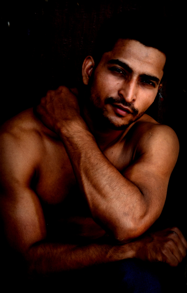 17-05-07-12-00-42-491_deco