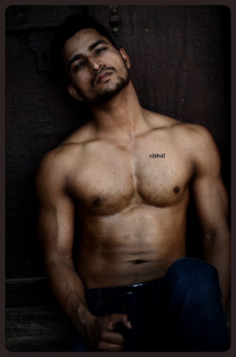 17-05-30-23-19-48-507_deco