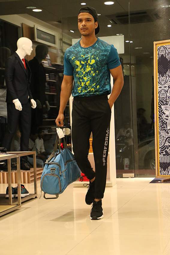 08_IMM_0123989_Peter_England_Mister_India_2017