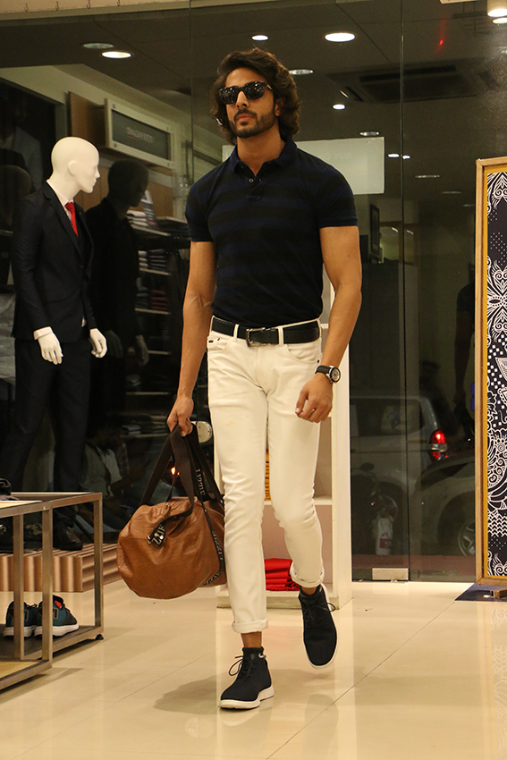 16_IMM_0123981_Peter_England_Mister_India_2017