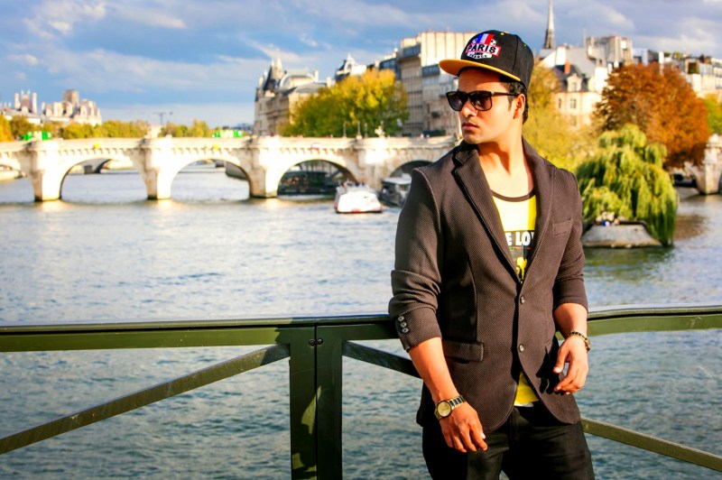 2017-10-30-02-06-39-677